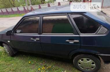 Хэтчбек ВАЗ 2109 1988 в 