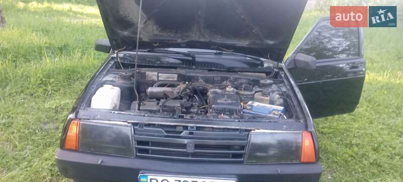 Хэтчбек ВАЗ / Lada 2109 1997 в Золочеве фото 10 Хэтчбек ВАЗ / Lada 2109 1997 в Золочеве