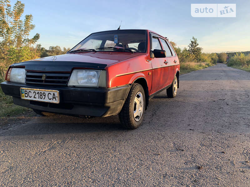 Хетчбек ВАЗ / Lada 2109 1995 в Дубні