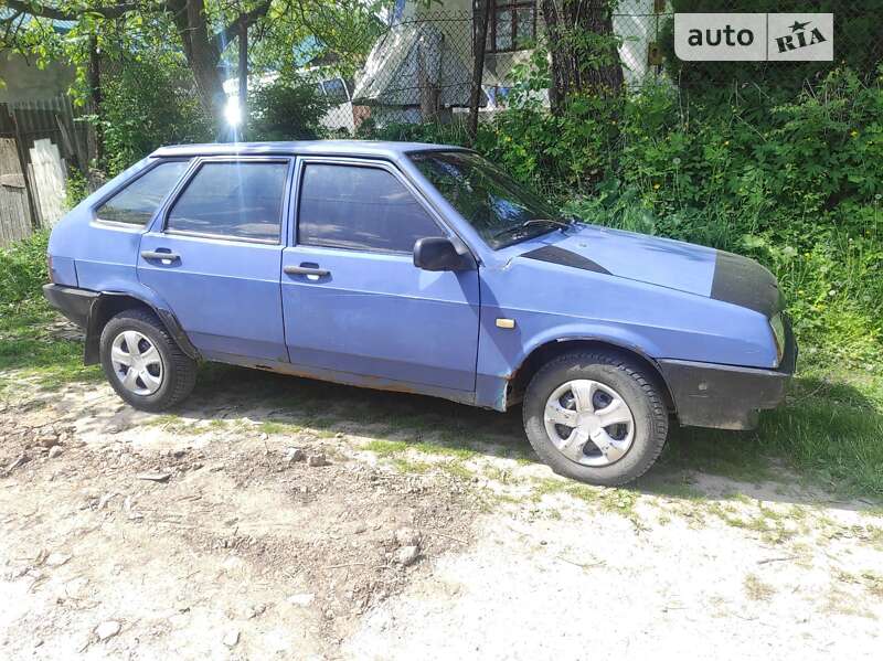Хэтчбек ВАЗ / Lada 2109 1988 в Перемышлянах