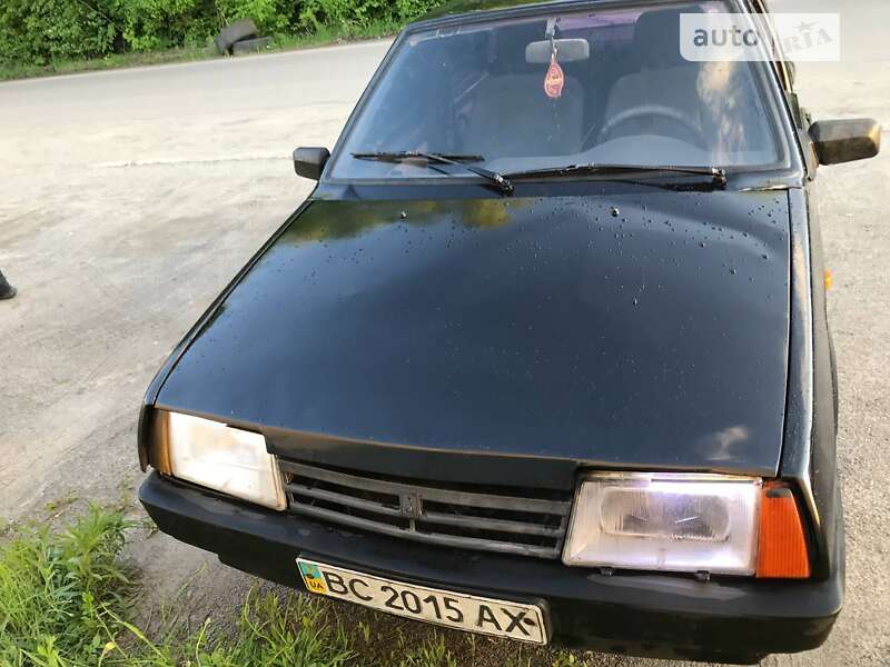 Хэтчбек ВАЗ / Lada 2109 1993 в Новом Роздоле