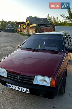 Хэтчбек ВАЗ / Lada 2109 2006 в Чугуеве