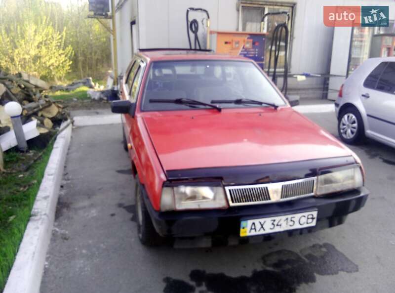 Хэтчбек ВАЗ / Lada 2109 1996 в Харькове фото 2 Хэтчбек ВАЗ / Lada 2109 1996 в Харькове