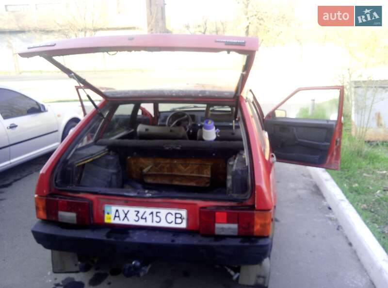 Хэтчбек ВАЗ / Lada 2109 1996 в Харькове фото 7 Хэтчбек ВАЗ / Lada 2109 1996 в Харькове