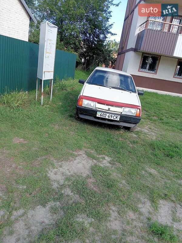 Хэтчбек ВАЗ / Lada 2109 1988 в Миргороде