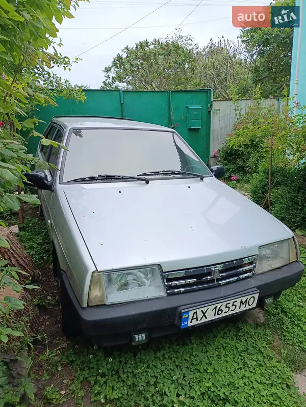 ВАЗ 2109 2003