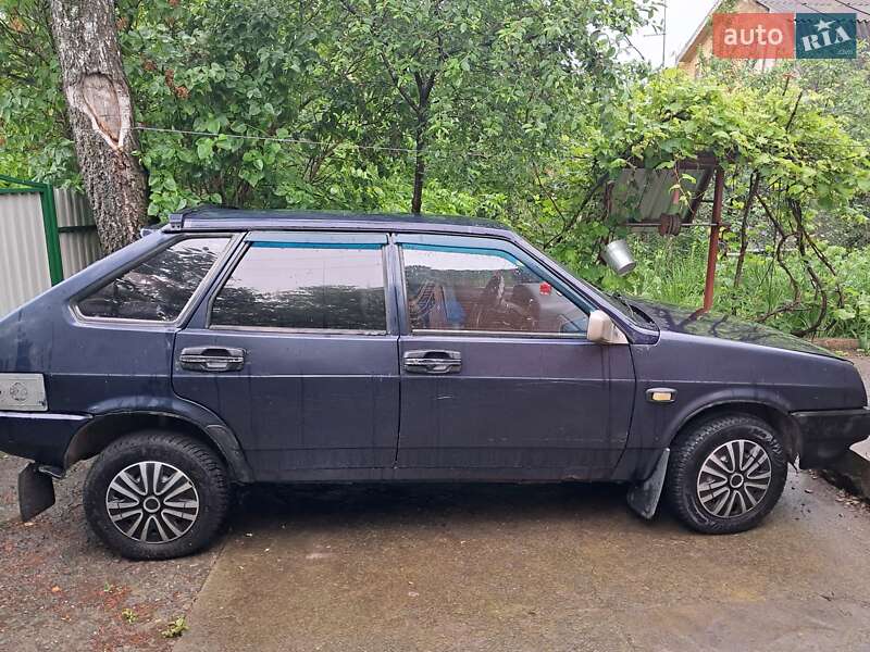 Хэтчбек ВАЗ / Lada 2109 1995 в Хмельницком