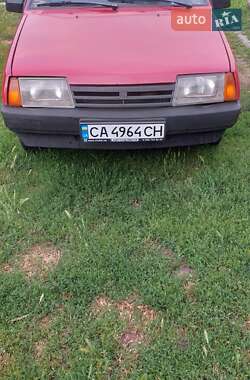Хэтчбек ВАЗ 2109 1992 в 