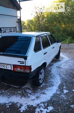 Хетчбек ВАЗ / Lada 2109 1988 в Сумах
