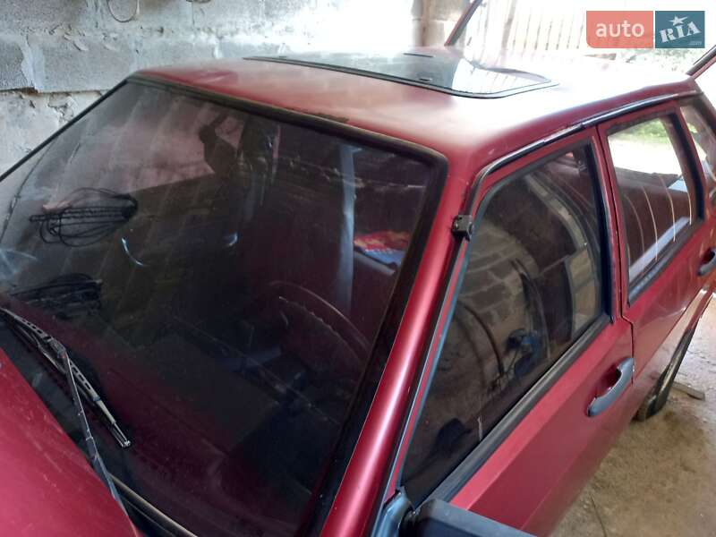 Хэтчбек ВАЗ / Lada 2109 1993 в Бучаче