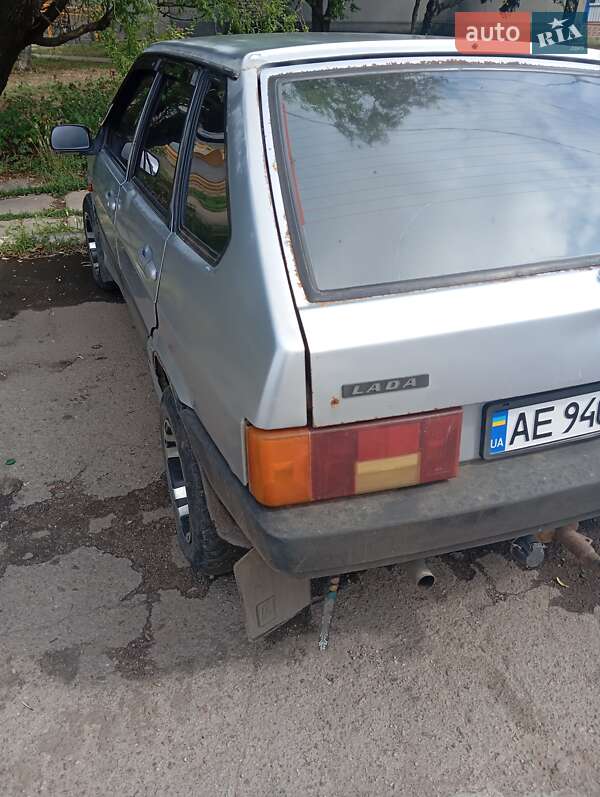 Хетчбек ВАЗ / Lada 2109 2002 в Високопіллі