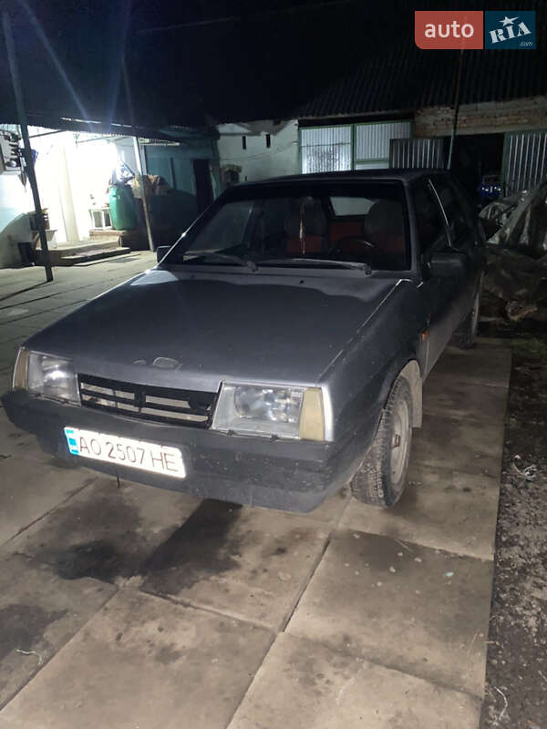 Хэтчбек ВАЗ / Lada 2109 2005 в Мукачево