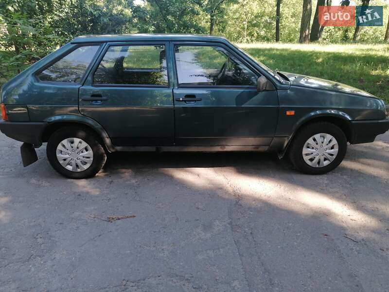 Хетчбек ВАЗ / Lada 2109 2005 в Кременчуці