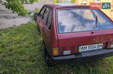 Хэтчбек ВАЗ 2109 1989 в 