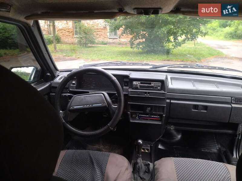 Хэтчбек ВАЗ / Lada 2109 2002 в Сумах
