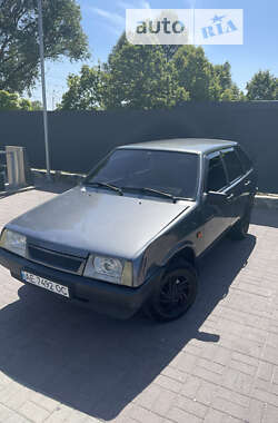 Хэтчбек ВАЗ / Lada 2109 2004 в Днепре