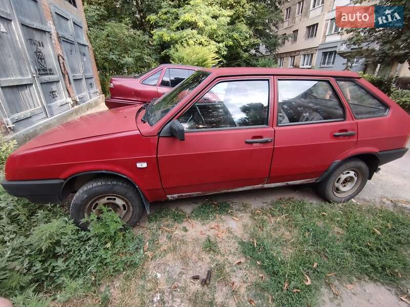Хэтчбек ВАЗ / Lada 2109 1995 в Днепре