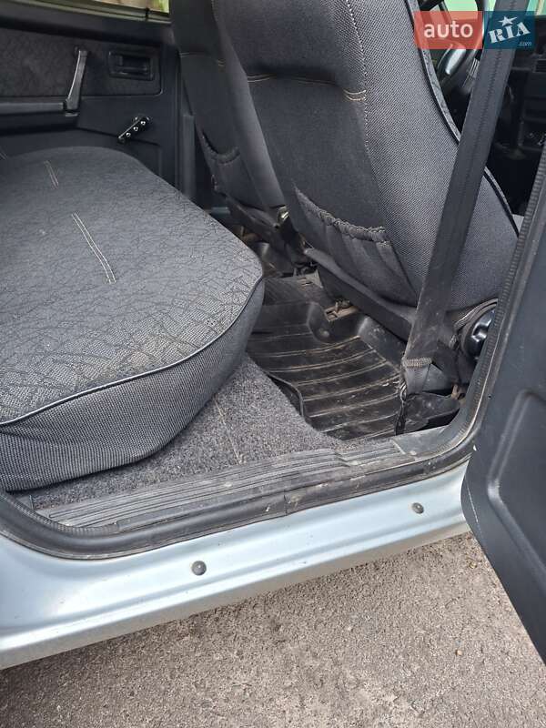 Хэтчбек ВАЗ / Lada 2109 2005 в Олевске фото 13 Хэтчбек ВАЗ / Lada 2109 2005 в Олевске