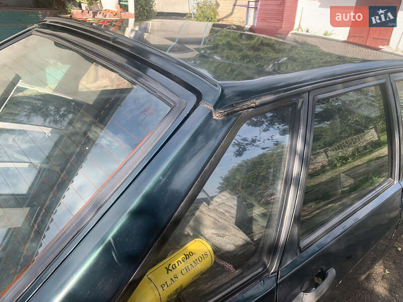 Хэтчбек ВАЗ / Lada 2109 2002 в Дубно