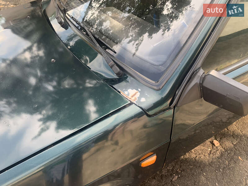 Хэтчбек ВАЗ / Lada 2109 2002 в Дубно