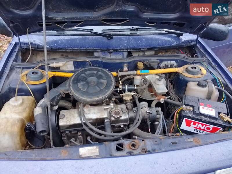Хэтчбек ВАЗ / Lada 2109 1991 в Буче