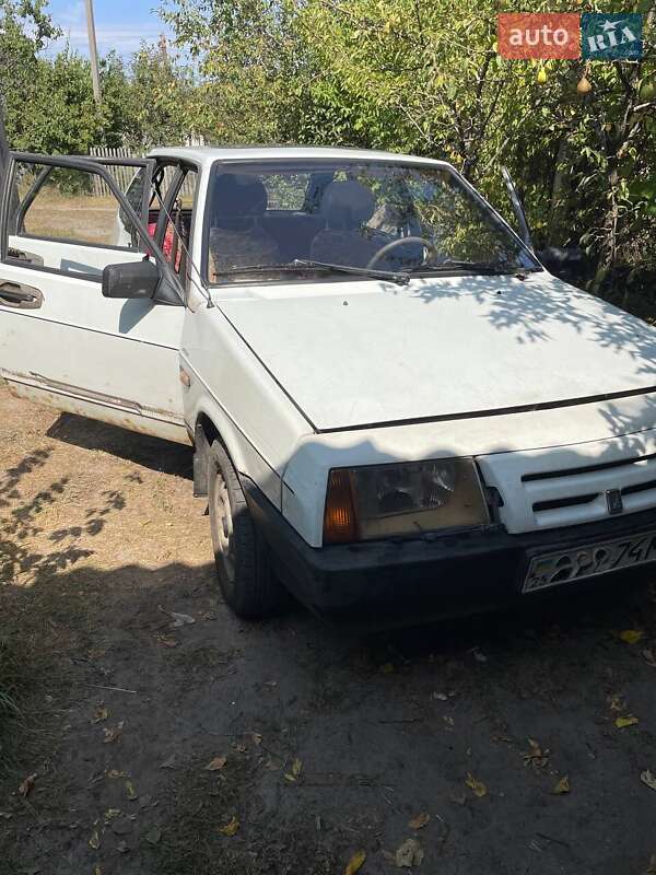 Хетчбек ВАЗ / Lada 2109 1990 в Корюківці