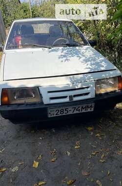 Хетчбек ВАЗ / Lada 2109 1990 в Корюківці