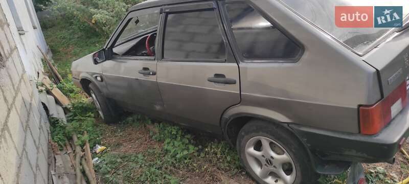 Хэтчбек ВАЗ / Lada 2109 1992 в Красилове