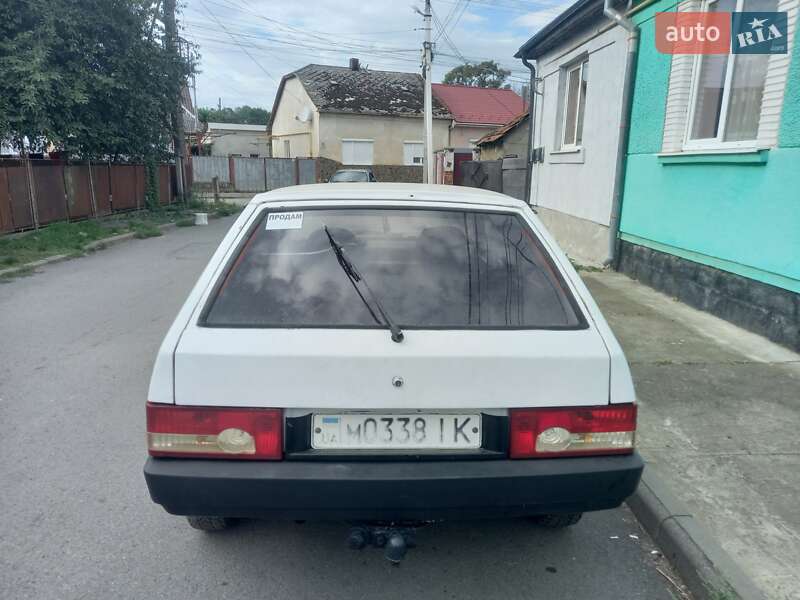 Хэтчбек ВАЗ 2109 1989 в 