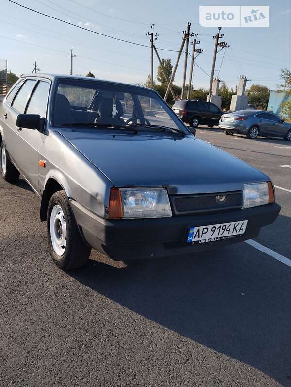 Хэтчбек ВАЗ / Lada 2109 2006 в Запорожье