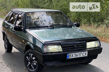 Хэтчбек ВАЗ / Lada 2109 2004 в Романове