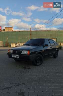 Хетчбек ВАЗ / Lada 2109 2003 в Надвірній