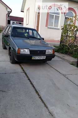 Хэтчбек ВАЗ / Lada 2109 2001 в Копычинце