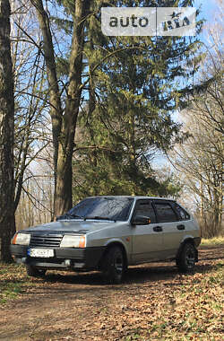 Хетчбек ВАЗ / Lada 2109 2002 в Рогатині