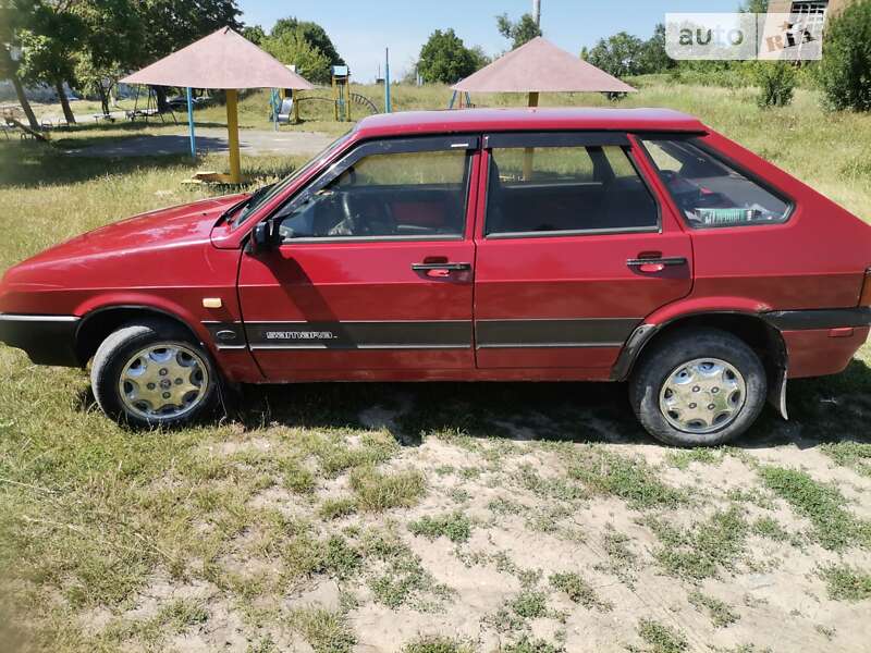 Хэтчбек ВАЗ / Lada 2109 1997 в Каменец-Подольском