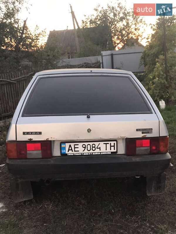 Хэтчбек ВАЗ / Lada 2109 2004 в Криничках