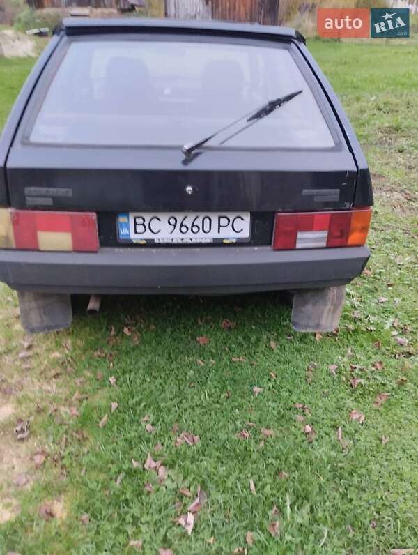 Хэтчбек ВАЗ / Lada 2109 1990 в Сколе