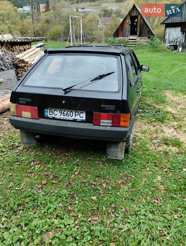 Хэтчбек ВАЗ / Lada 2109 1990 в Сколе