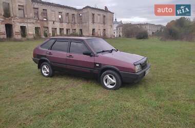 Хэтчбек ВАЗ 2109 1995 в 