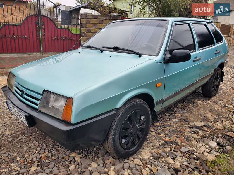 Хэтчбек ВАЗ / Lada 2109 1997 в Зборове фото Хэтчбек ВАЗ / Lada 2109 1997 в Зборове