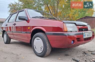 Хэтчбек ВАЗ / Lada 2109 1998 в Смеле