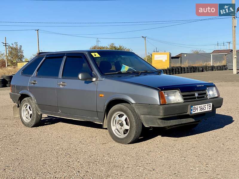 Хэтчбек ВАЗ / Lada 2109 2007 в Одессе