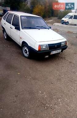 Хетчбек ВАЗ / Lada 2109 1991 в Кам'янському