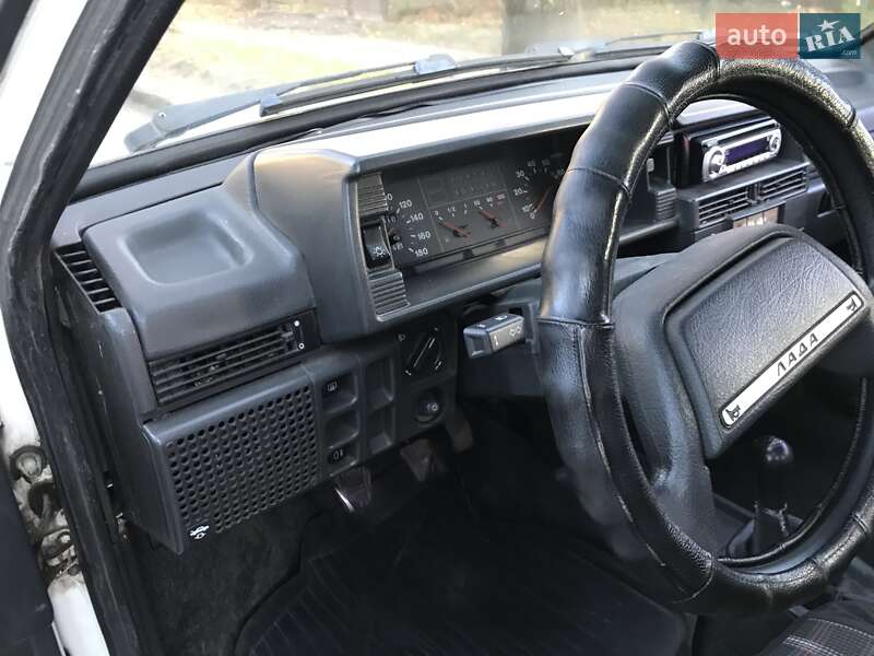 Хетчбек ВАЗ / Lada 2109 2004 в Львові