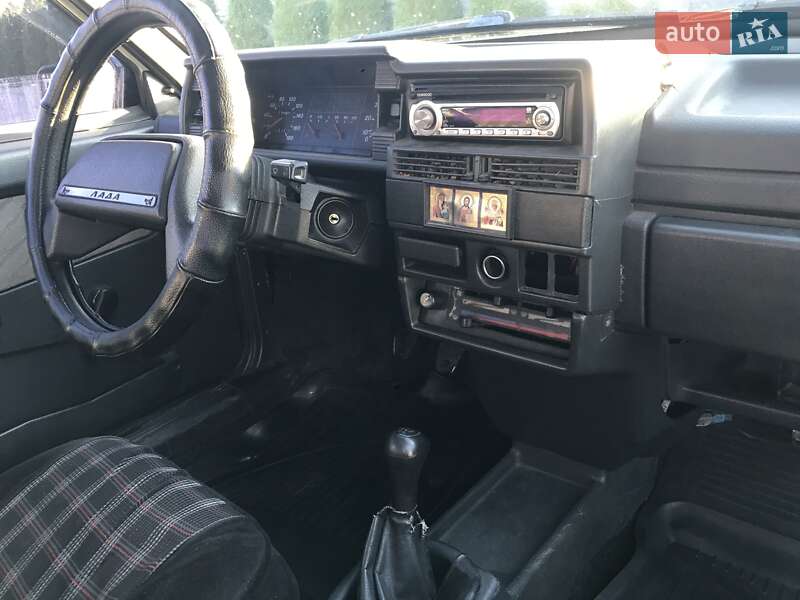 Хетчбек ВАЗ / Lada 2109 2004 в Львові