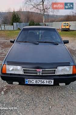 Хэтчбек ВАЗ / Lada 2109 2004 в Самборе