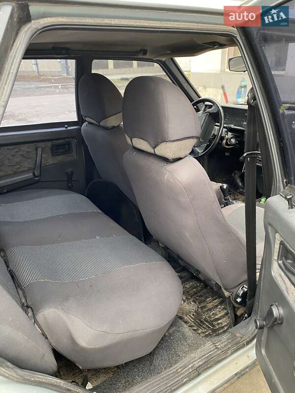 Хэтчбек ВАЗ / Lada 2109 2003 в Харькове