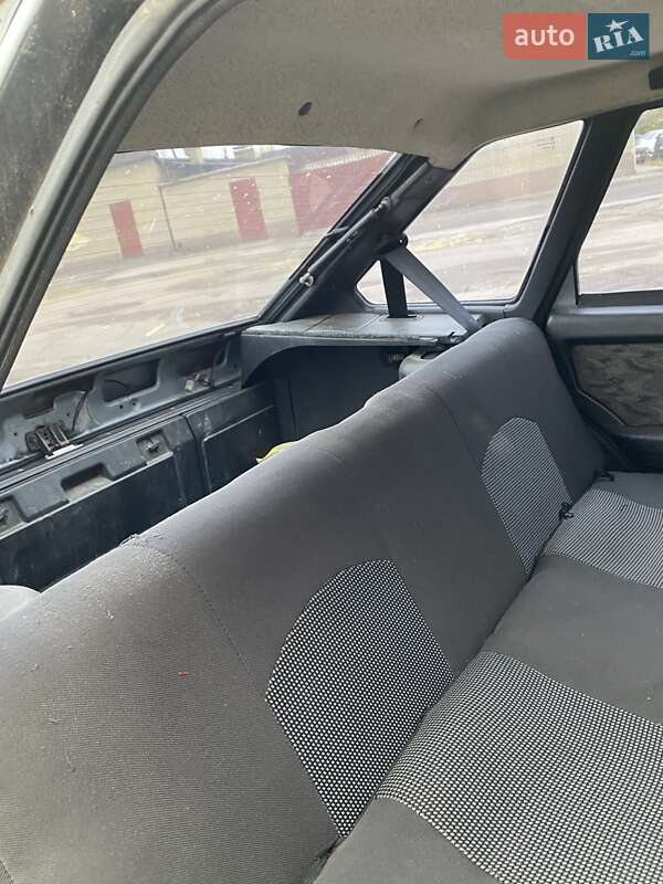 Хэтчбек ВАЗ / Lada 2109 2003 в Харькове