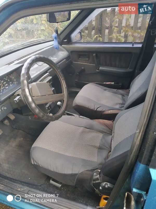 Хэтчбек ВАЗ / Lada 2109 1997 в Житомире