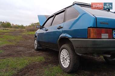 Хэтчбек ВАЗ / Lada 2109 1992 в Путивле